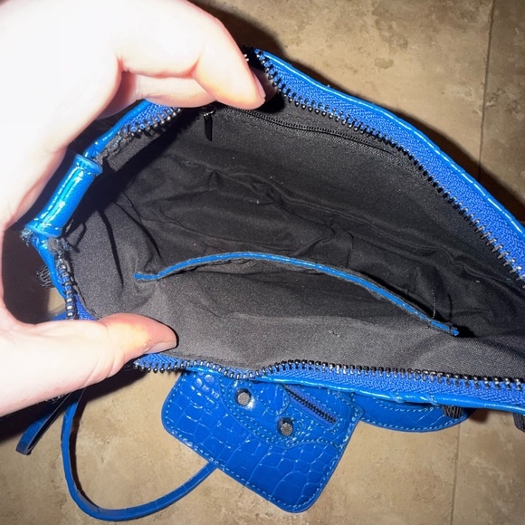 Blue Purse - Picture 3 of 6